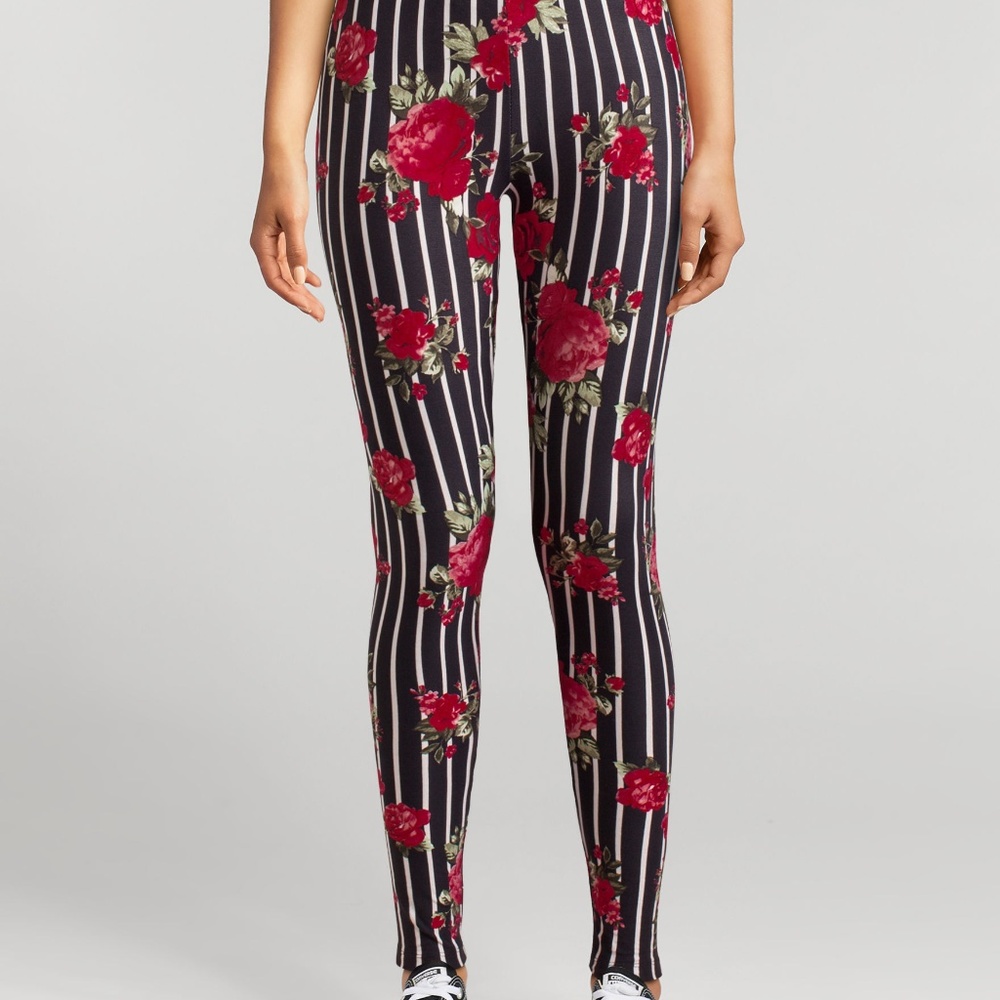 Floral Print Leggings Sz Small NWT